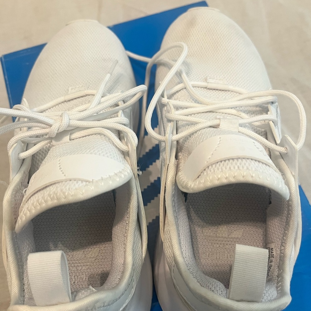 Adidas White Sneakers Modern Streamlined Design